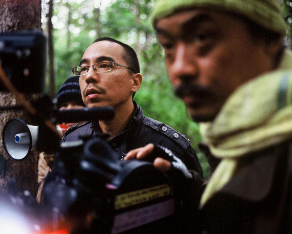 Apichatpong Weerasethakul en pleno rodaje