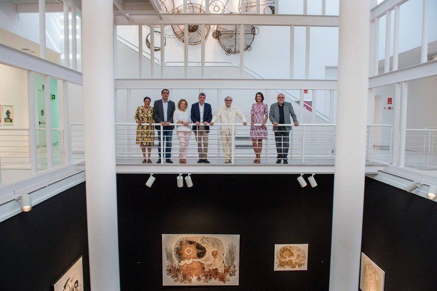Vista de la exposición durante una visita guiada